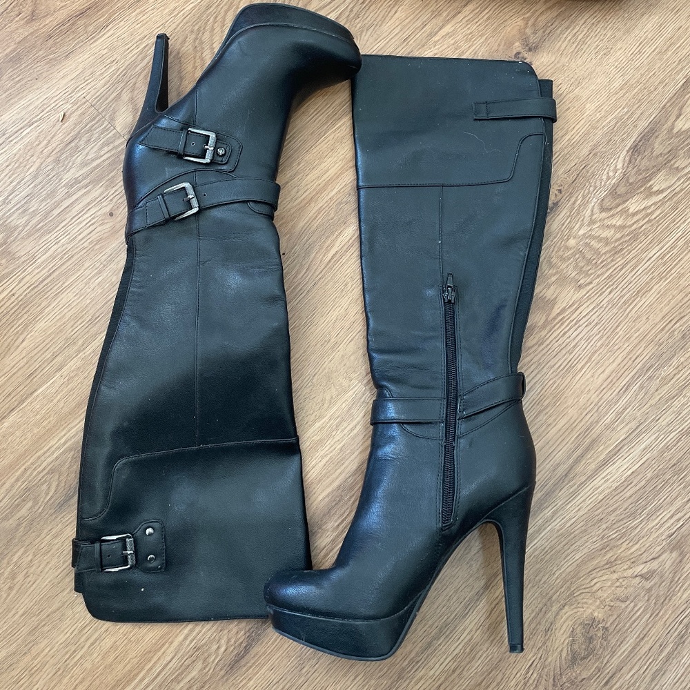 Guess black boots